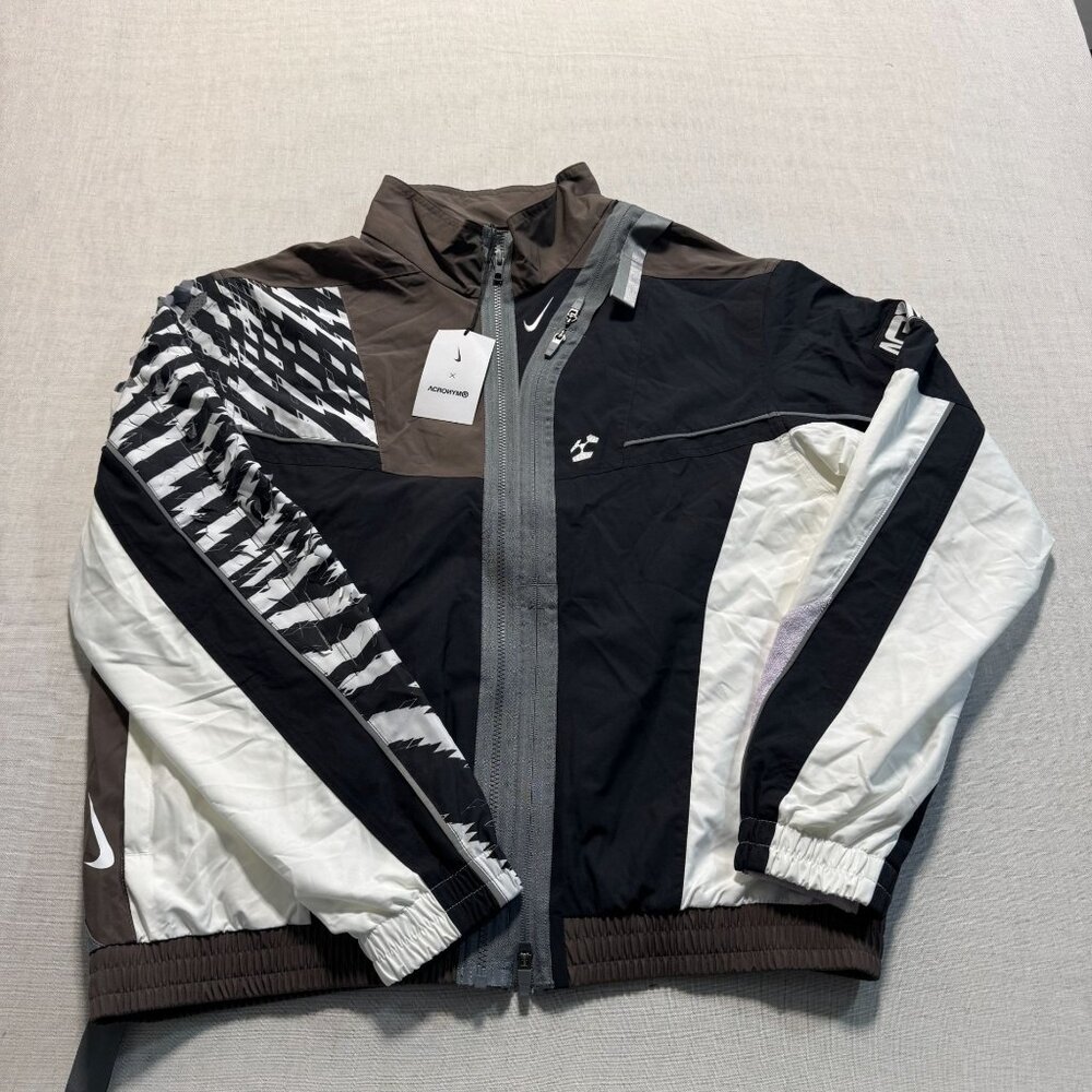 Nike ACG Therma-Fit Mens Jacket Multicolor Pattern Size M Lightweight & Stylish
